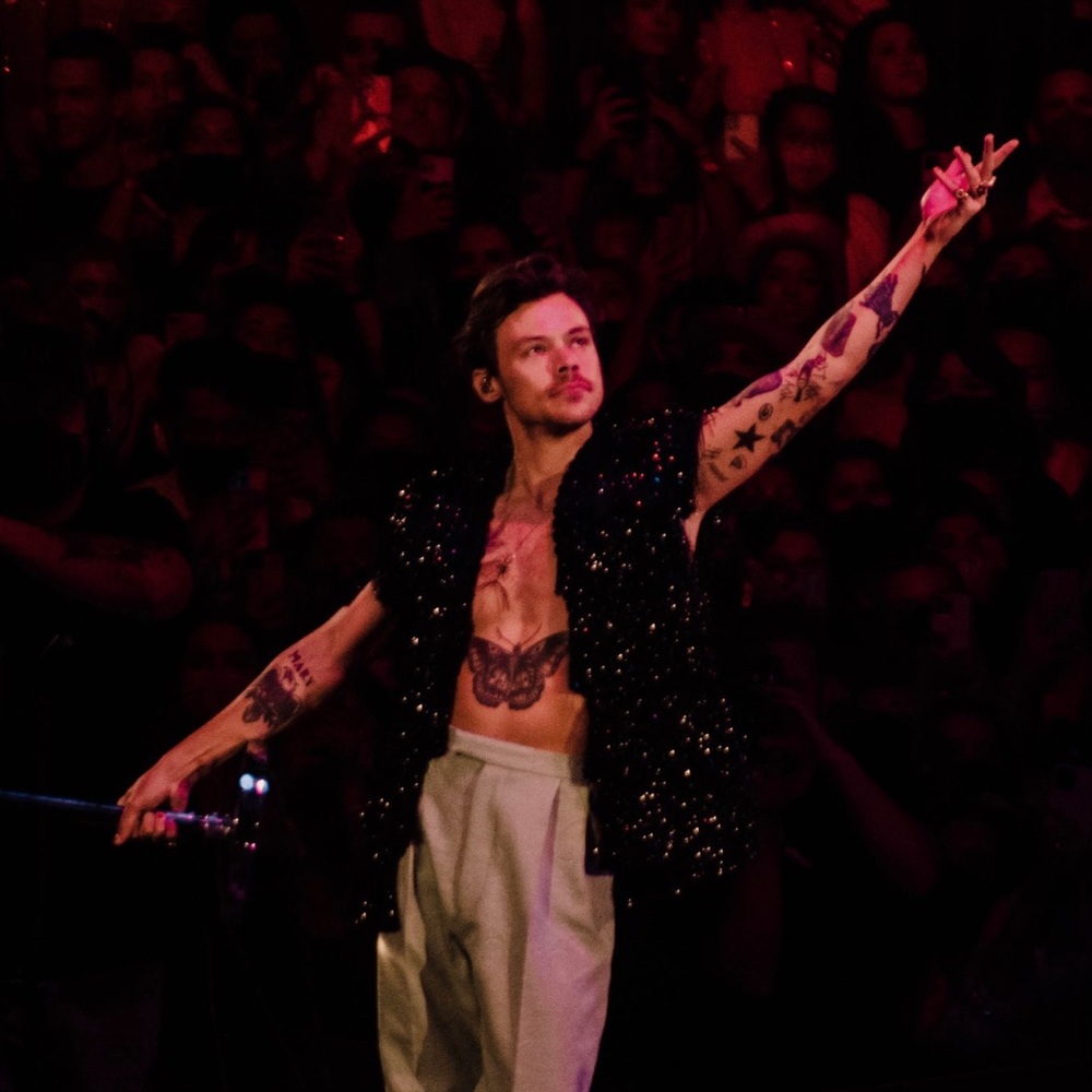 Meet your Posher, Caitlin